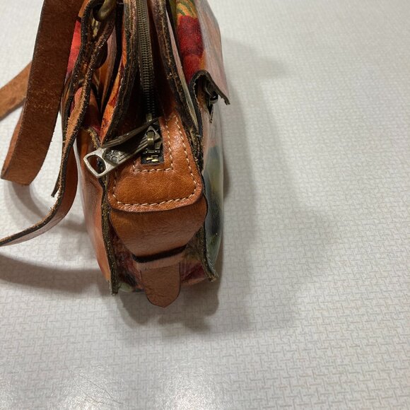 Patricia Nash Floral Shoulder Bag in Brown and Pink - Picture 4 of 15